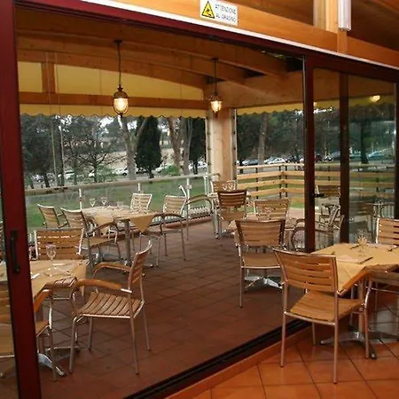 Shangri-la 4* Roma