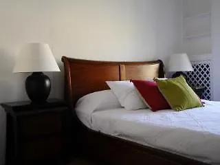 Ht N°9 Colosseo Maison d'hôtes 2*