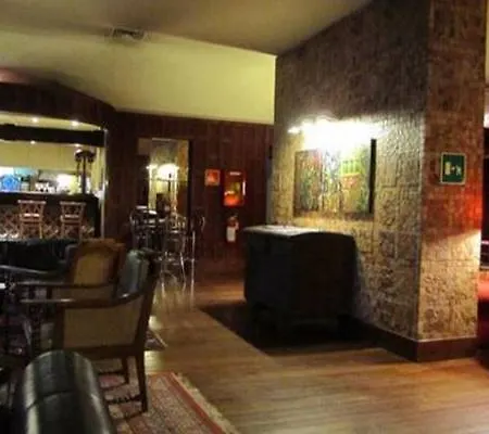 Grand Colony Hotel