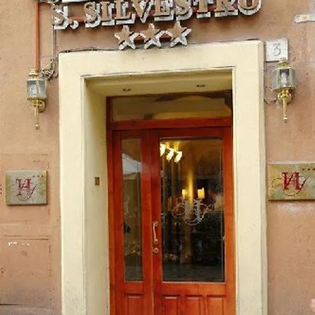 מלון San Silvestro רומא