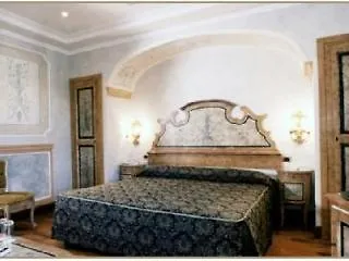 Hotell San Pio 3*