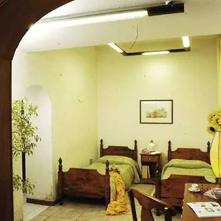 Hotel Family House