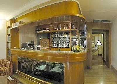Otel Cecil
