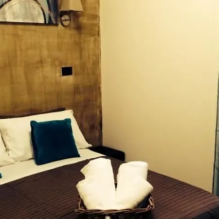 Domus Tiberina Hotel Roma