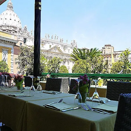 Residenza Paolo Vi 4* Rom