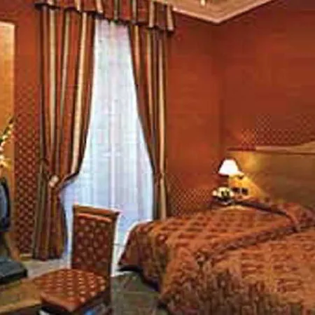 Hotel Contilia 3*