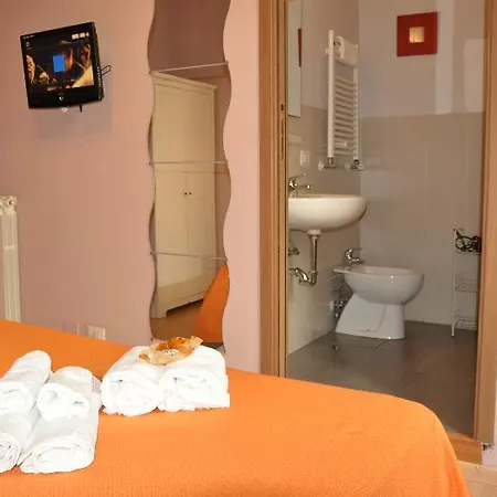 Frühstückspension Romerooms 3*