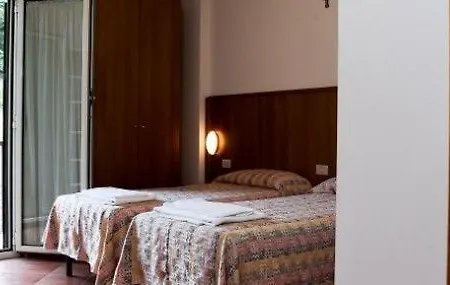 Divino - Casa Del Pellegrino 3* Roma