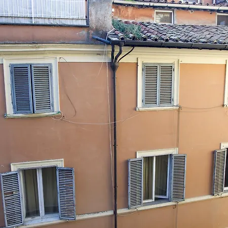 Domus Pellegrino 166 Affittacamere Roma