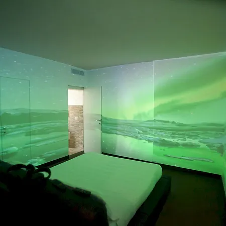 Irooms Jacuzzi 2*