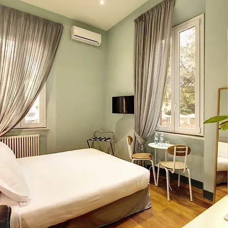 Tree Charme Trilussa Bed and Breakfast 2*