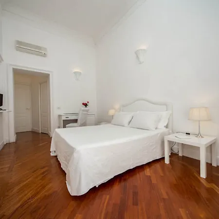 La Settima Luna Guest house