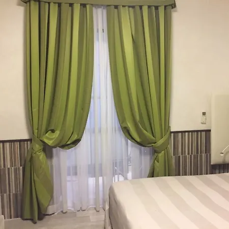 Hotel Flavia 3*