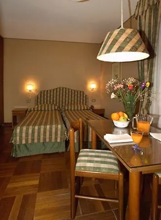 Ponte Bianco 3* Rome