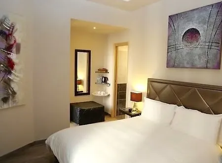 Relais Sistina Bed & Breakfast 2*