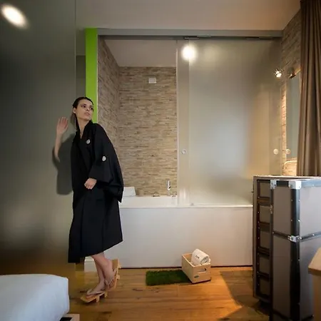 Irooms Forum & Colosseum Guest house 4*