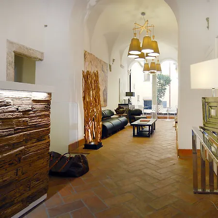 Navona Luxury Aparthotel