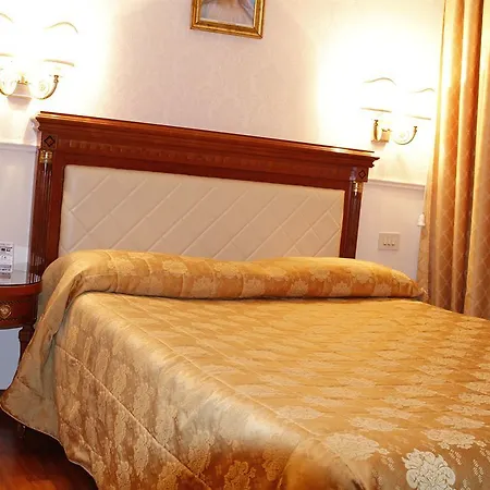 Genio Hotel 4*