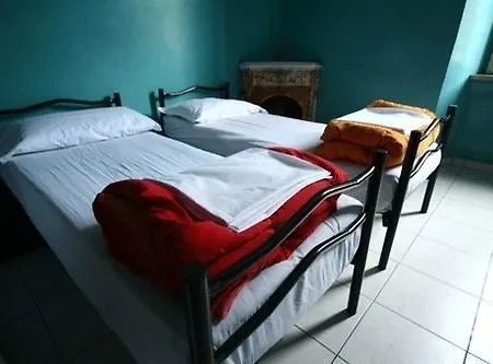 Albergue M&j Place