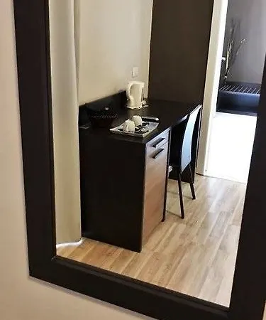 Πανσιόν House In Domus Romana 2*