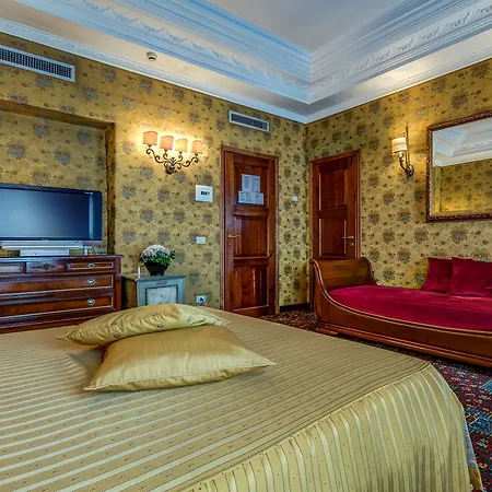 Atlante Star 4*