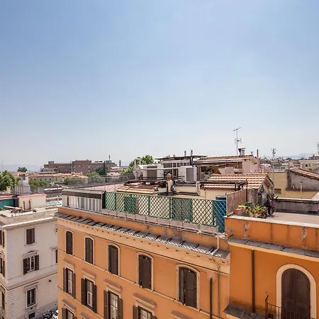 Floor 6 Guest house Rome