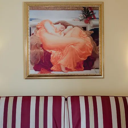 Relais Frattina Konukevi Roma