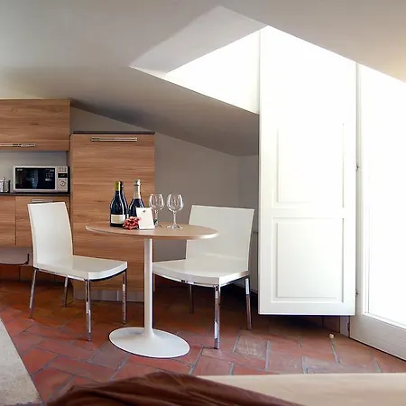 Aparthotel Navona Luxury 2*