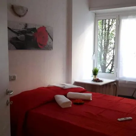 Domus Italiana Guest house 3*