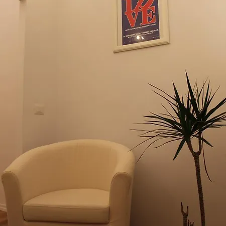Guest house Abagnale Montecitorio 3*