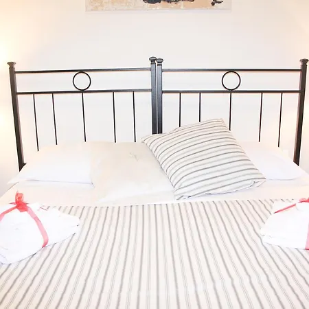 Bed & Breakfast Salotto Vaticano 3*