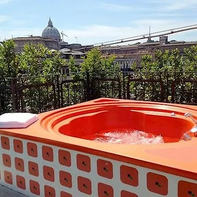 Ξενοδοχείο Orange 4*