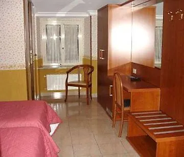Hotel Milo 3*