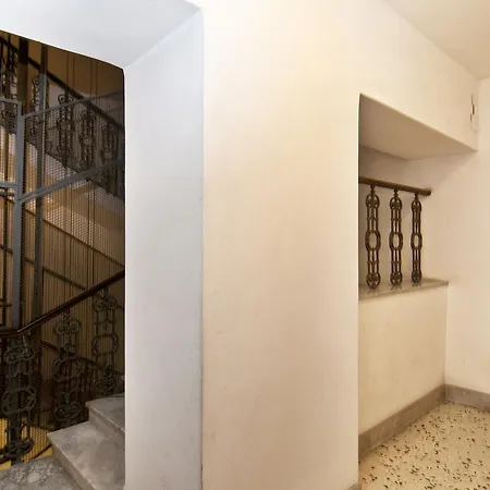 Piazza Risorgimento Apartament Rzym