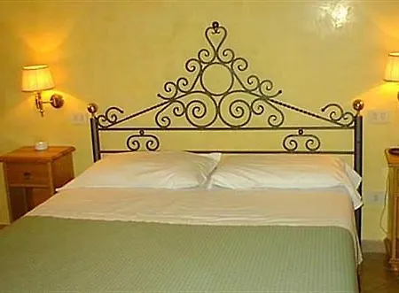 Fidene Hotel