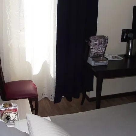 Lazio Elegance Bed & Breakfast 2*