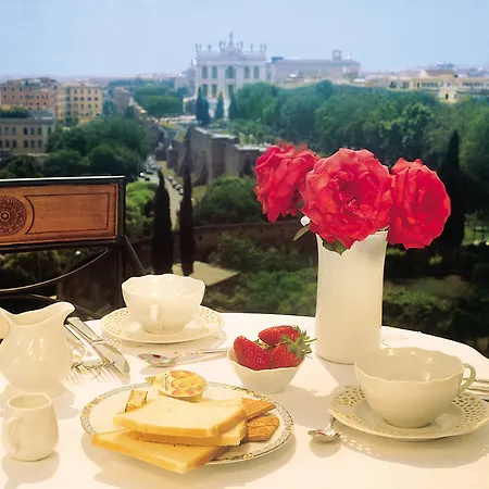 Domus Sessoriana Bed & Breakfast 3*