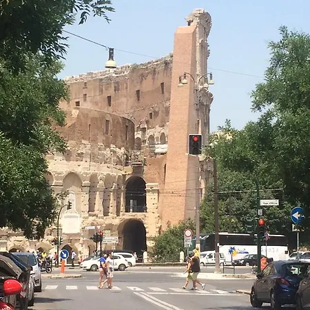 Alloggio Turistico Al Colosseo Rome