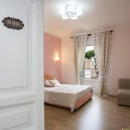 Bq House Castello Luxury Bed & Breakfast Rome