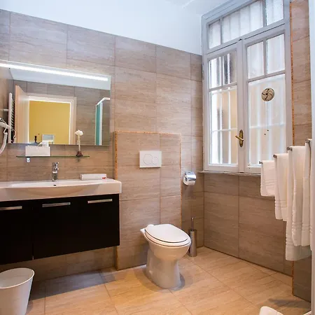 Bq House Castello Luxury 2* Rome