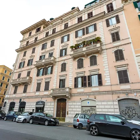 Bed & Breakfast Bq House Castello Luxury Rome