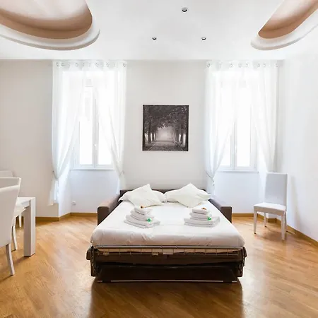 The Colosseum Apartment Rome