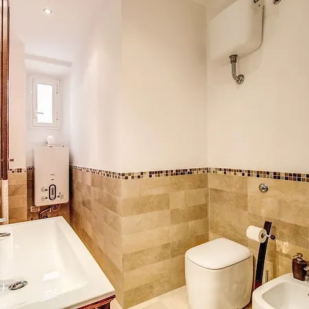 Apartment Life In Rome