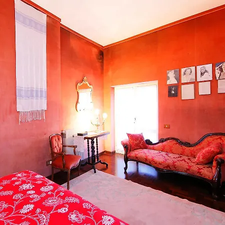 Holiday home Terrazza Cola Di Rienzo Rome