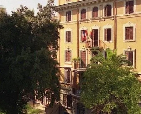 Hotel Executive 4*