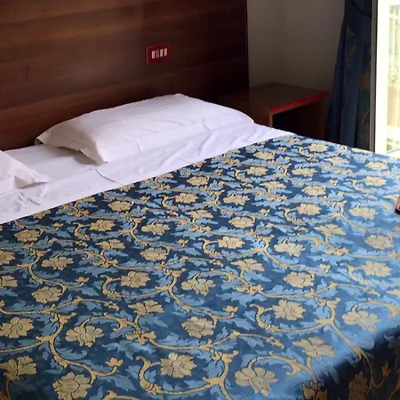 Altavilla Dieci Hotel *