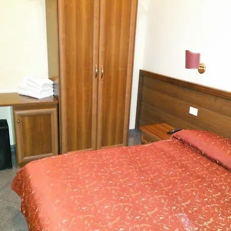 Rudy Center Řím