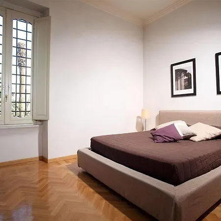 Dimora Storica Palazzo Marescalchi Belli * Roma