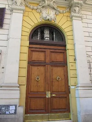 Frühstückspension Ottaviano Augusto 2*