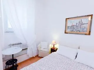 Apartament Bella Roma Guest House *